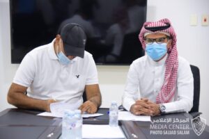 نادي مضر يجدد عقد المدرب الوطني عبد المنعم آل هلال ومساعده موسى آل هزاع