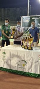 لاعب المنتخب الأول السعودي برياضة التنس، ولاعب نادي السلام، عبدالله الفرج